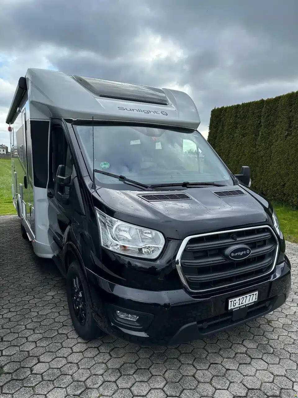 Sunlight T680 Adventure Edition Ford Automat